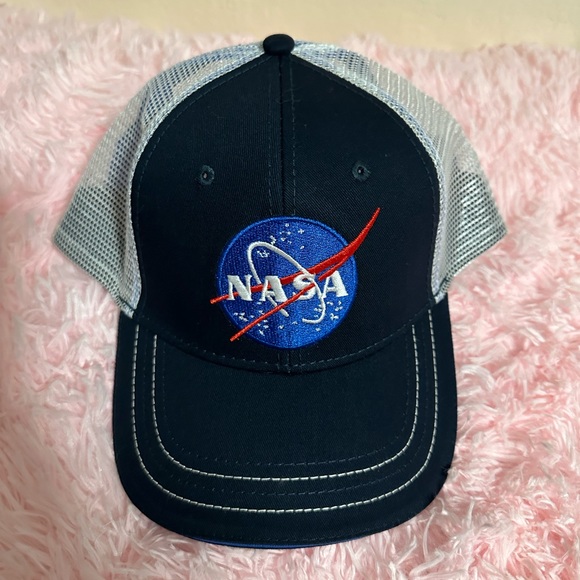 NASA hat - Picture 1 of 4